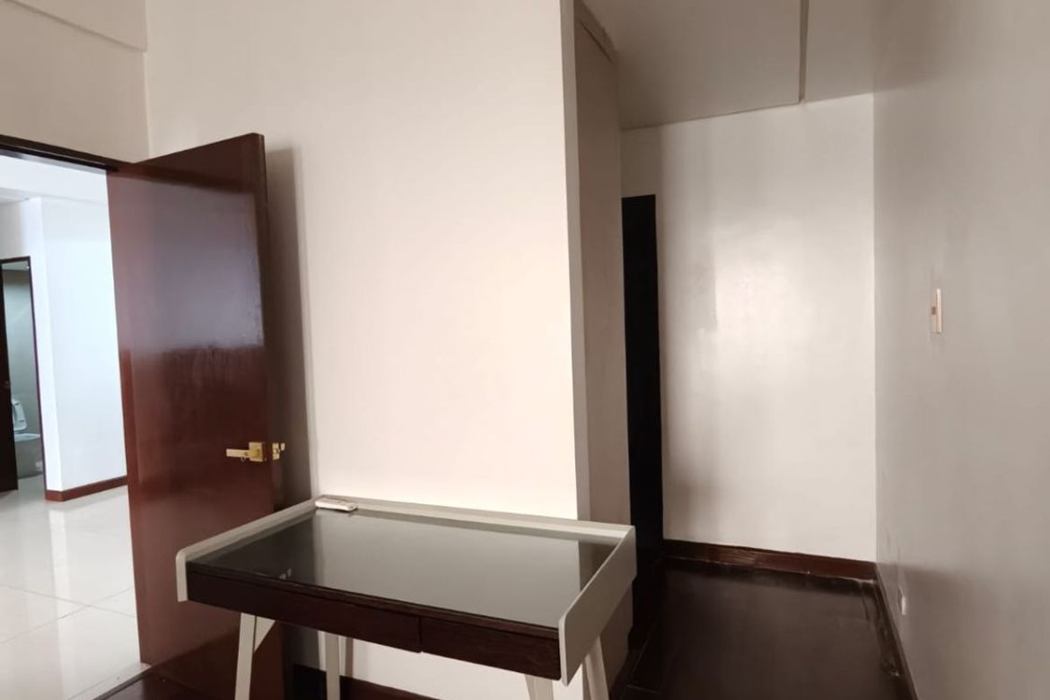 3 Bedroom Condo for Sale in Malate, Manila, Metro Manila near LRT-1 Vito Cruz – photo 8