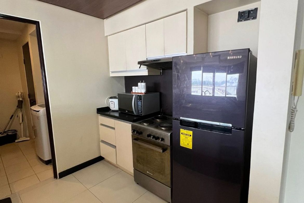 3 Bedroom Condo for Sale in Marquee Residences, Pulungbulu, Angeles, Pampanga – photo 3