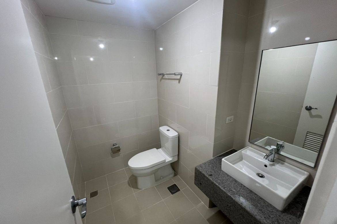 3 Bedroom Condo for Sale in Mi Casa, Barangay 76, Pasay, Metro Manila near LRT-1 EDSA – photo 8