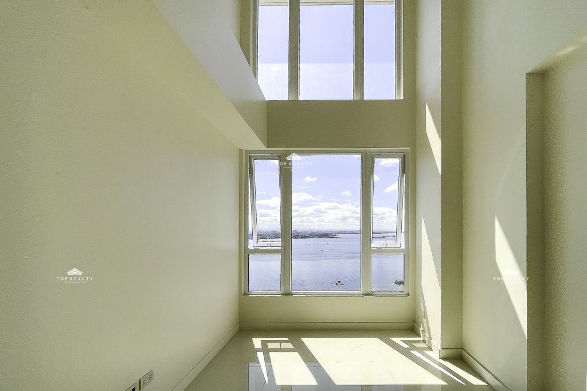 3 Bedroom Condo for Sale in Oak Harbor Residences, Don Bosco, Parañaque, Metro Manila