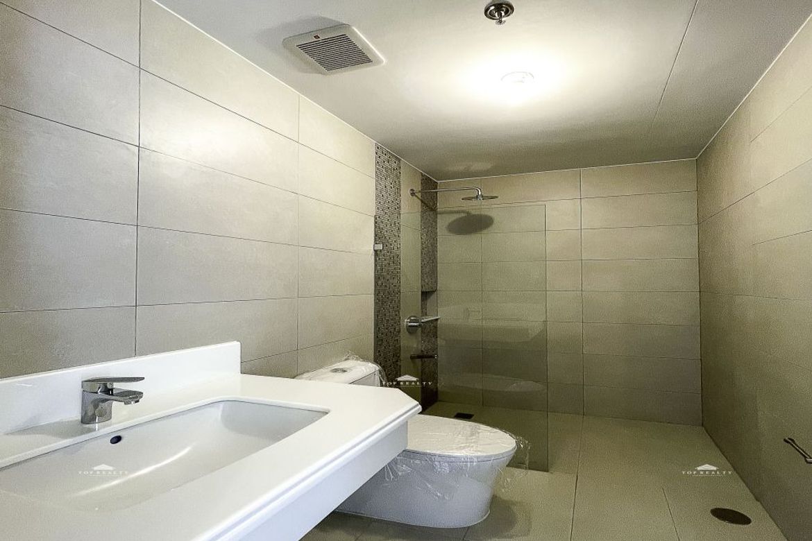 3 Bedroom Condo for Sale in Oak Harbor Residences, Don Bosco, Parañaque, Metro Manila – photo 8