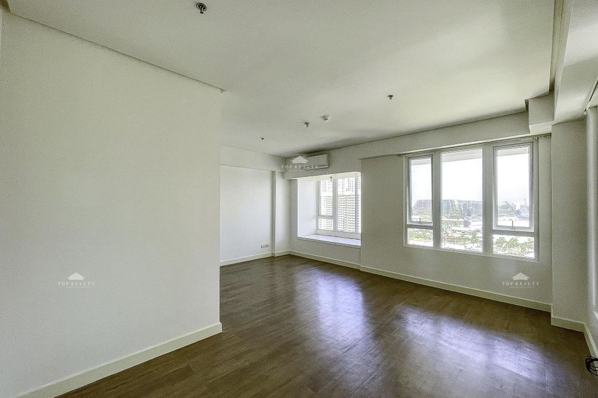 3 Bedroom Condo for Sale in Oak Harbor Residences, Don Bosco, Parañaque, Metro Manila – photo 3