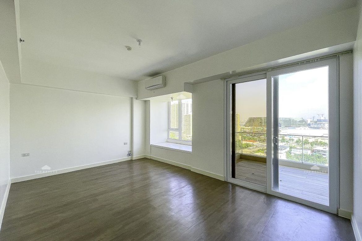 3 Bedroom Condo for Sale in Oak Harbor Residences, Don Bosco, Parañaque, Metro Manila – photo 8
