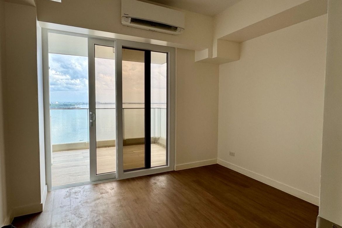 3 Bedroom Condo for Sale in Oak Harbor Residences, Don Bosco, Parañaque, Metro Manila – photo 2