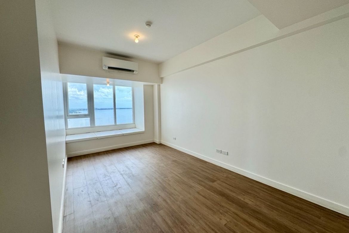 3 Bedroom Condo for Sale in Oak Harbor Residences, Don Bosco, Parañaque, Metro Manila – photo 3