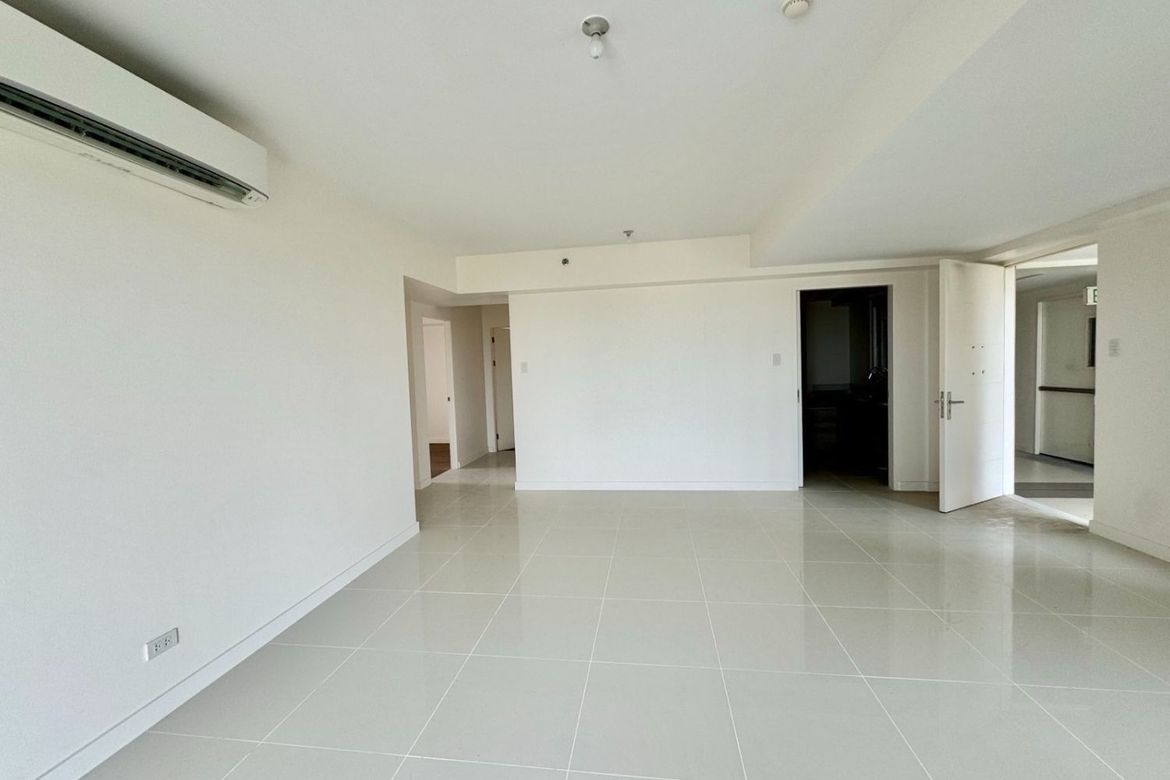 3 Bedroom Condo for Sale in Oak Harbor Residences, Don Bosco, Parañaque, Metro Manila – photo 7