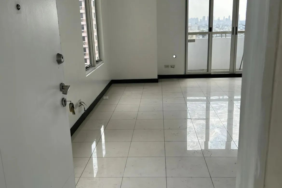 3 Bedroom Condo for Sale in One Castilla Place, Pasong Tamo, Quezon City, Metro Manila – photo 5