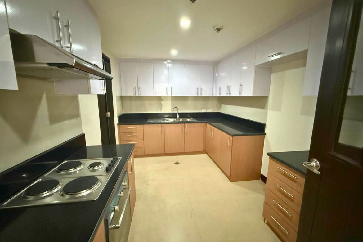 3 Bedroom Condo for Sale in One Central, Bel-Air, Makati City – photo 6