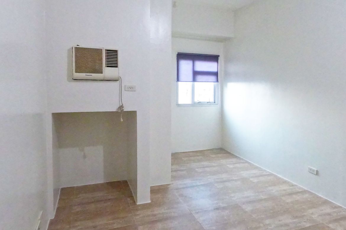 3 Bedroom Condo for Sale in One Gateway Place, Barangka Ilaya, Mandaluyong, Metro Manila near MRT-3 Boni – photo 8