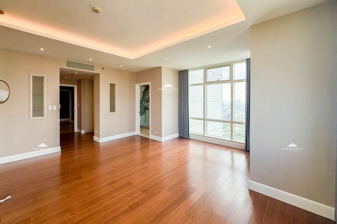 3 Bedroom Condo for Sale in One Roxas Triangle Tower, Urdaneta, Makati City near MRT-3 Buendia – photo 6