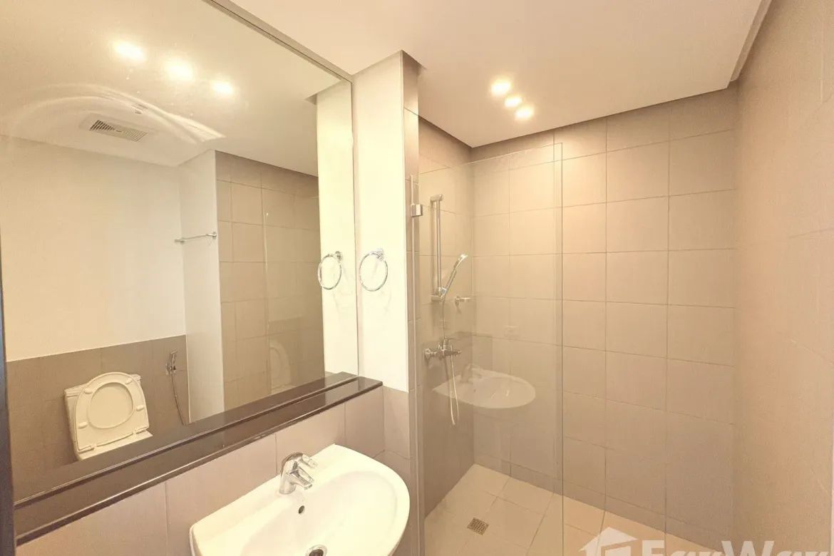 3 Bedroom Condo for Sale in One Serendra, BGC, Taguig – photo 7