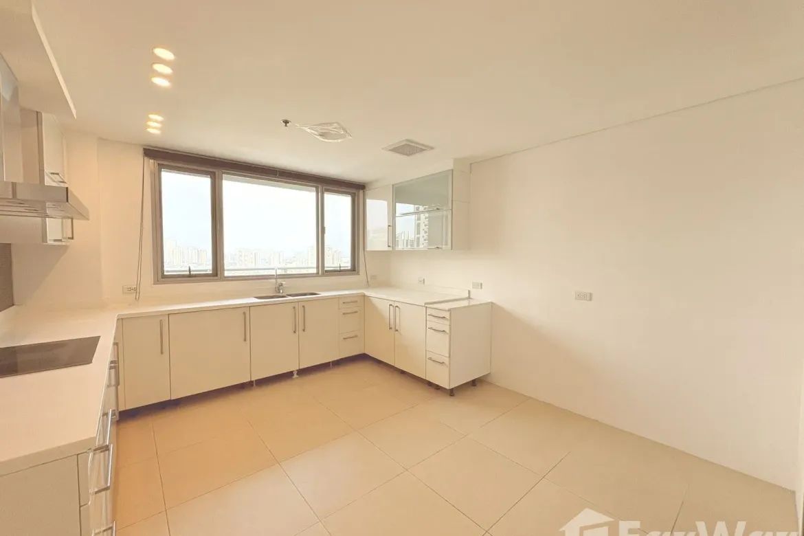 3 Bedroom Condo for Sale in One Serendra, BGC, Taguig – photo 14