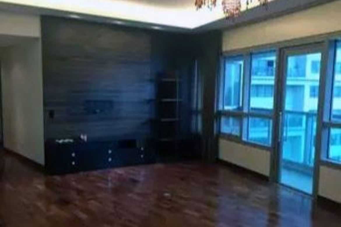 3 Bedroom Condo for Sale in One Shangri-La Place, Wack-Wack Greenhills, Mandaluyong, Metro Manila near MRT-3 Shaw Boulevard – photo 3