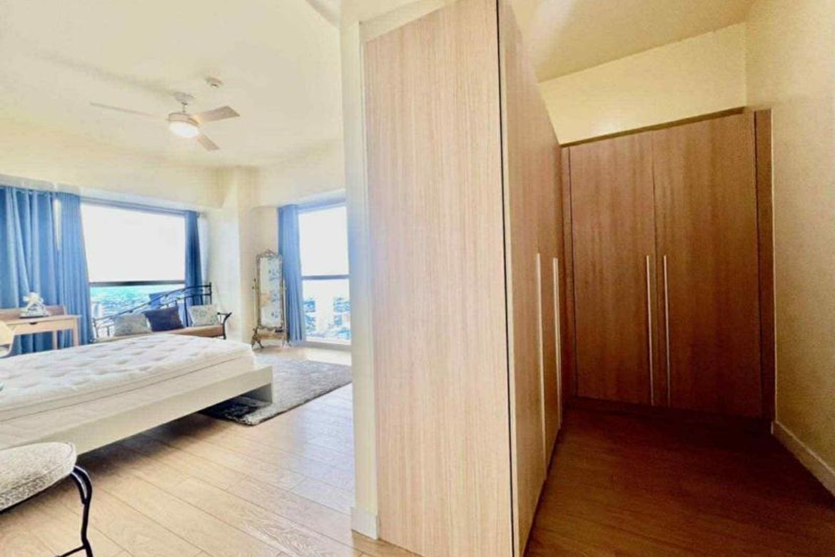 3 Bedroom Condo for Sale in One Shangri-La Place, Wack-Wack Greenhills, Mandaluyong, Metro Manila near MRT-3 Shaw Boulevard – photo 6