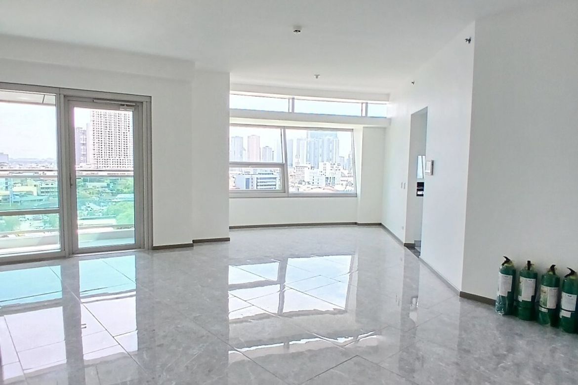 3 Bedroom Condo for Sale in Oranbo, Pasig, Metro Manila