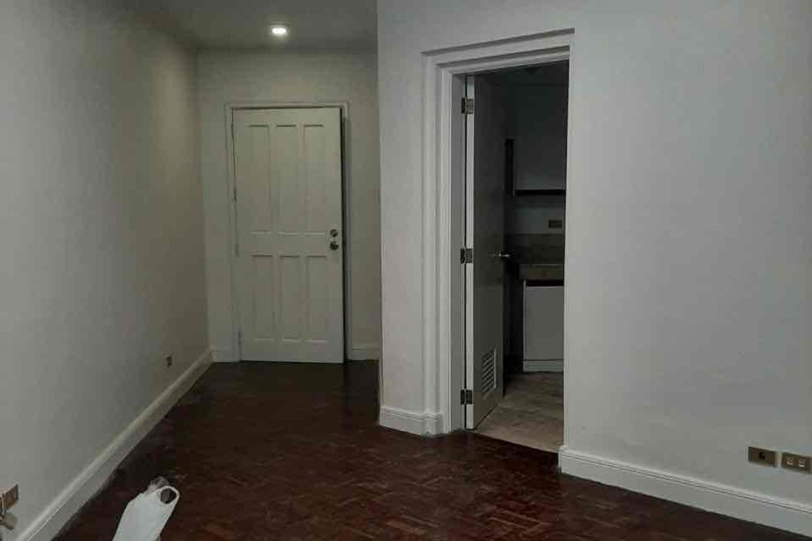 3 Bedroom Condo for Sale in Pacific Place, San Antonio, Pasig, Metro Manila near MRT-3 Ortigas – photo 6