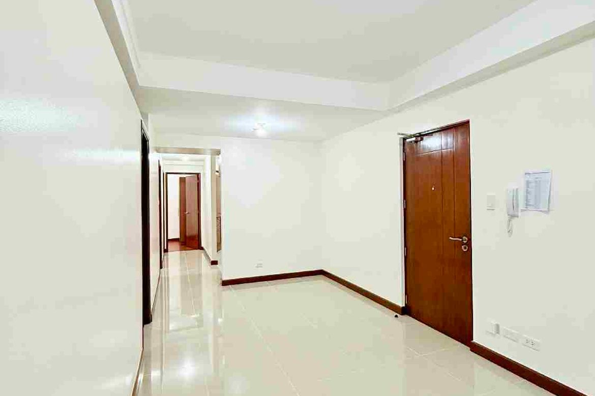 3 Bedroom Condo for Sale in Palm Beach West, Barangay 76, Pasay, Metro Manila near LRT-1 Libertad – photo 2