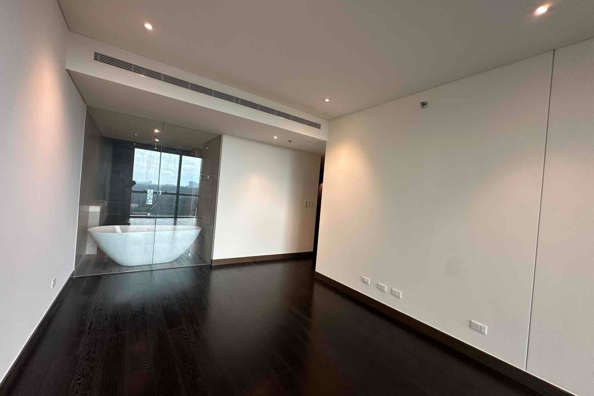 3 Bedroom Condo for Sale in Park Central Towers, Urdaneta, Makati City near MRT-3 Ayala – photo 15