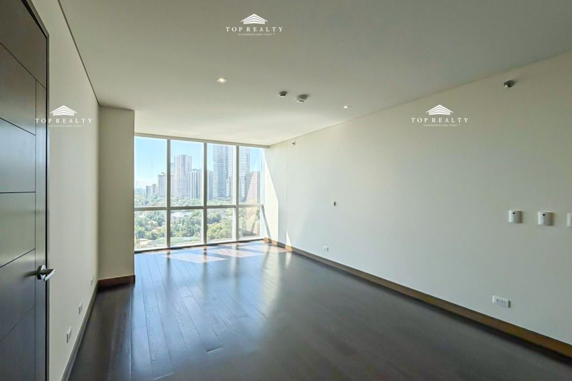 3 Bedroom Condo for Sale in Park Central Towers, Urdaneta, Makati, Metro Manila near MRT-3 Ayala – photo 5