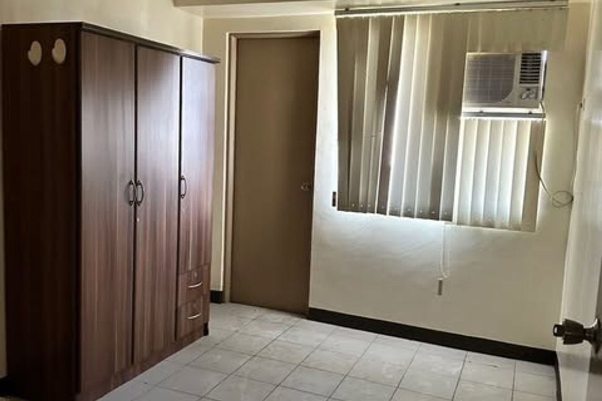 3 Bedroom Condo for Sale in Pio Del Pilar, Makati, Metro Manila – photo 3
