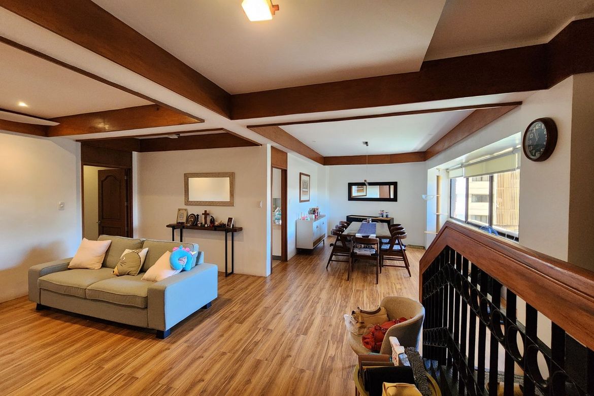 3 Bedroom Condo for Sale in Poblacion, Makati, Metro Manila