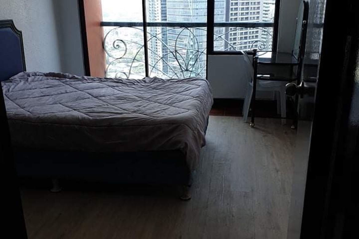 3 Bedroom Condo for Sale in Poblacion, Makati, Metro Manila – photo 2