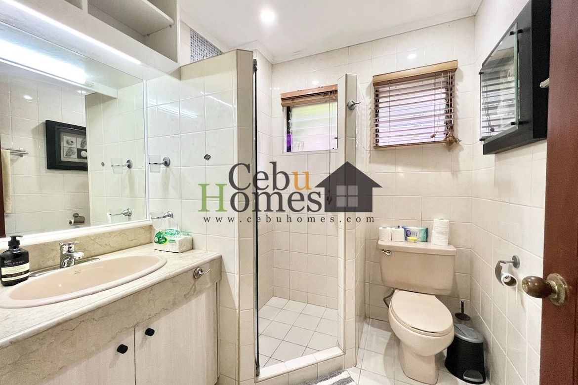 3 Bedroom Condo for Sale in Punta Engaño, Lapu-Lapu, Cebu – photo 8