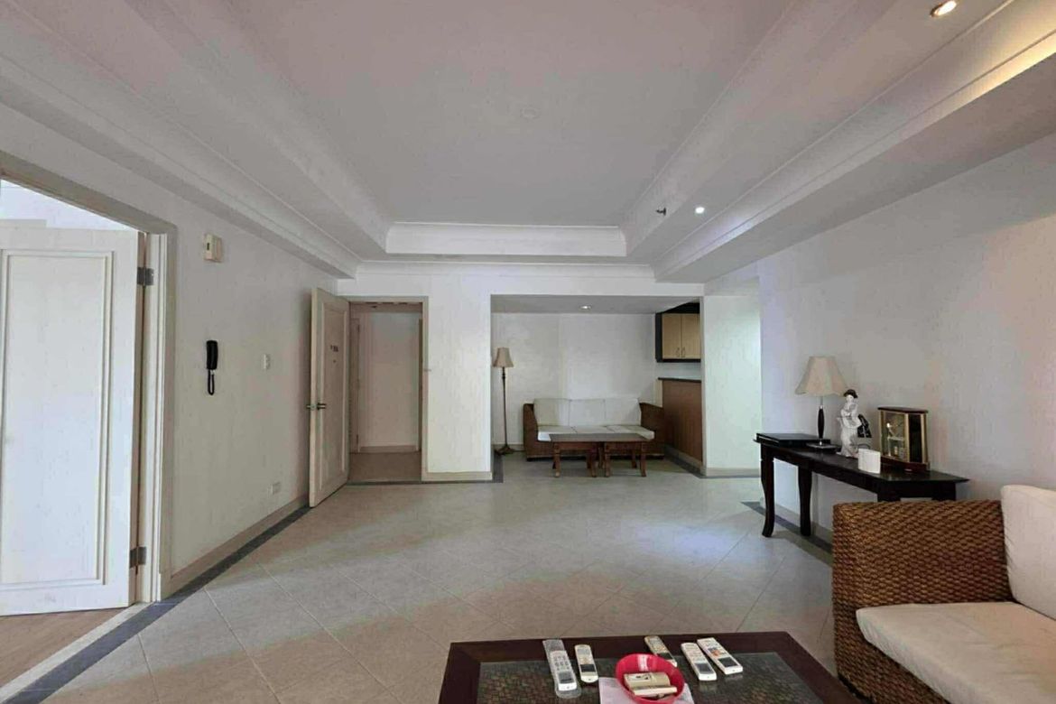 3 Bedroom Condo for Sale in Punta Engaño, Lapu-Lapu, Cebu