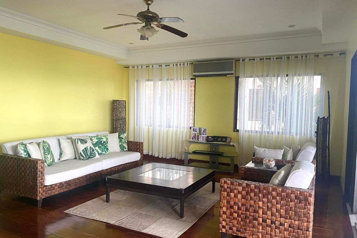 3 Bedroom Condo for Sale in Punta Engaño, Lapu-Lapu, Cebu – photo 2