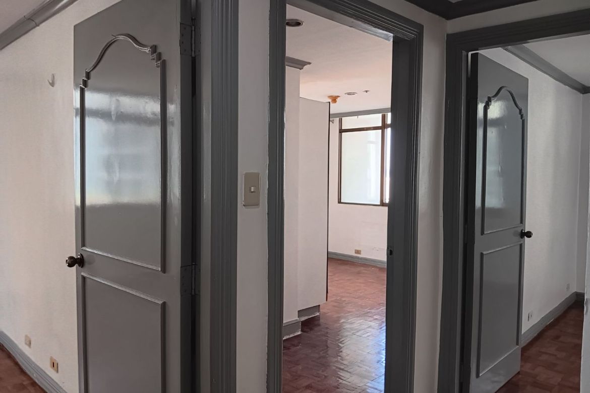 3 Bedroom Condo for Sale in San Antonio, Pasig, Metro Manila near MRT-3 Ortigas