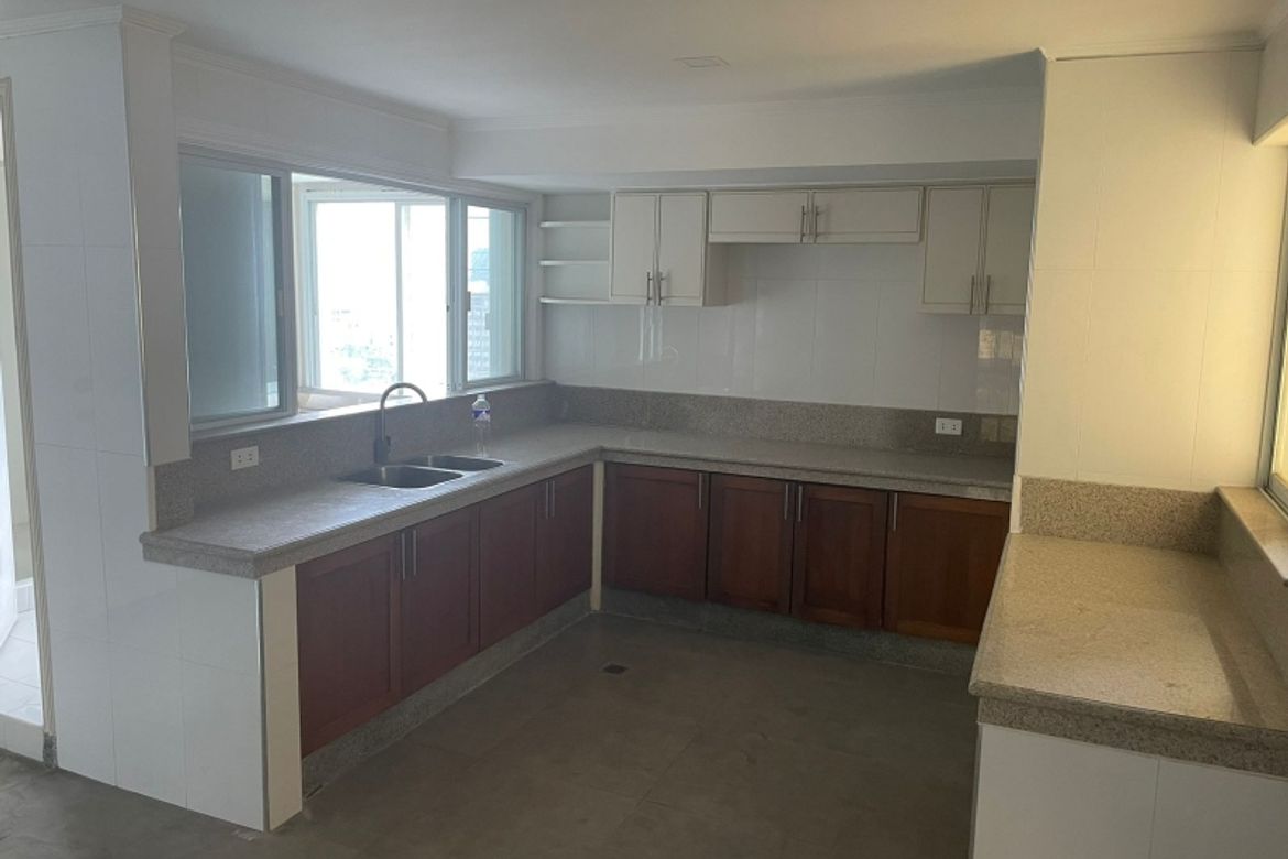 3 Bedroom Condo for Sale in San Antonio, Pasig, Metro Manila near MRT-3 Shaw Boulevard