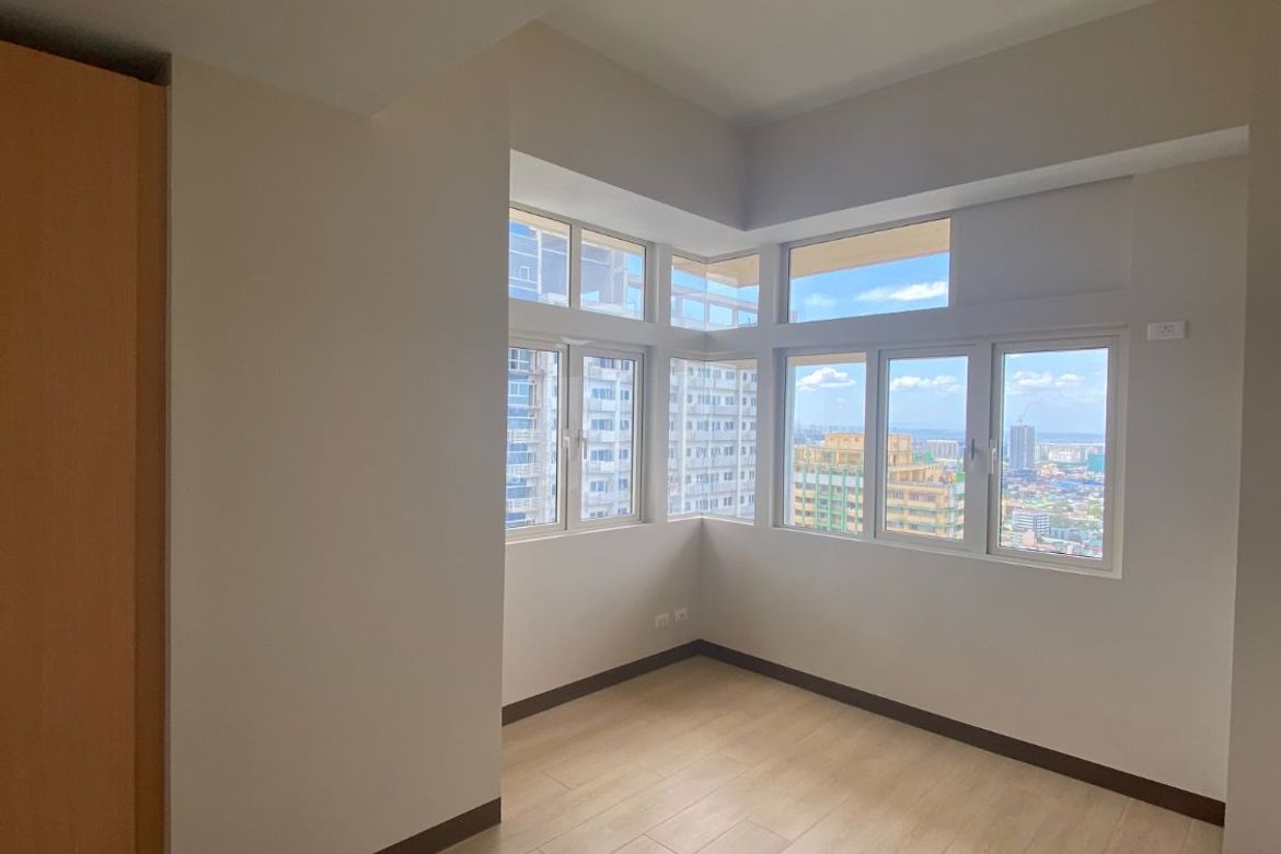 3 Bedroom Condo for Sale in San Antonio Residence, San Antonio, Makati City – photo 7