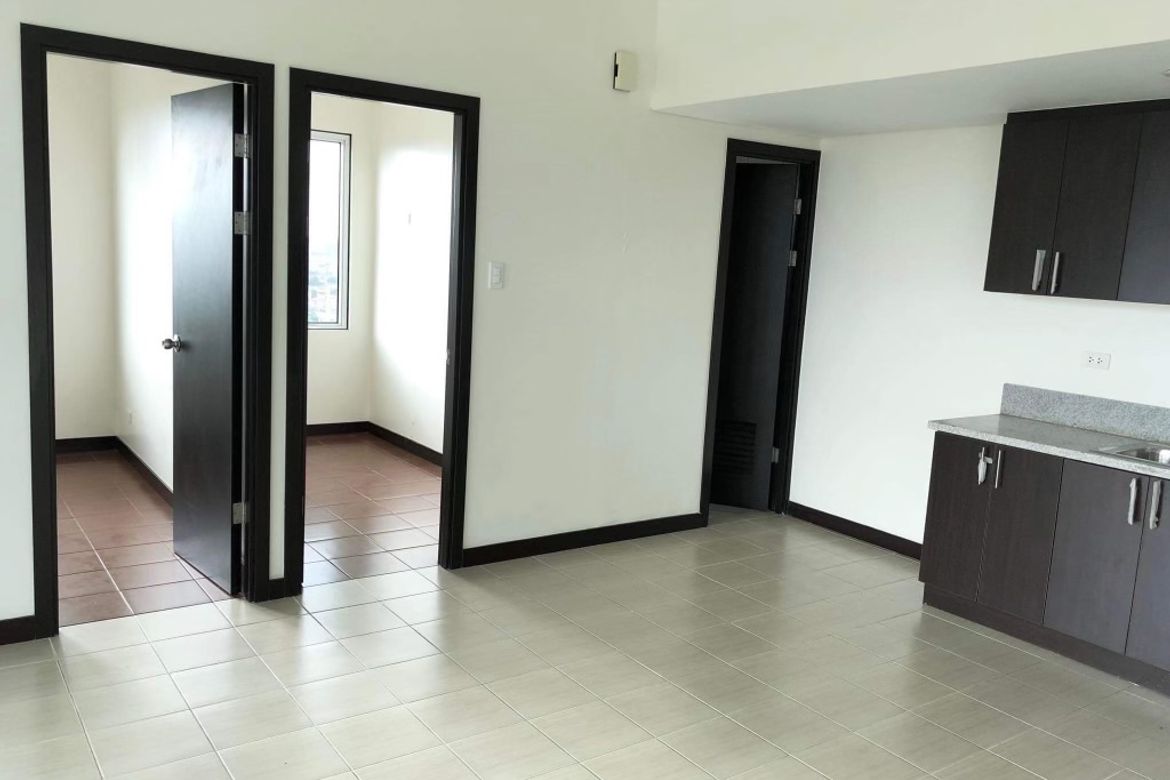 3 Bedroom Condo for Sale in San Lorenzo Place, Bangkal, Makati, Metro Manila near MRT-3 Magallanes – photo 4