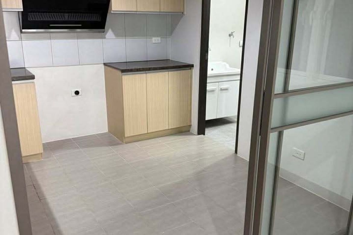 3 Bedroom Condo for Sale in Santa Cruz, Manila, Metro Manila near LRT-2 Recto – photo 7