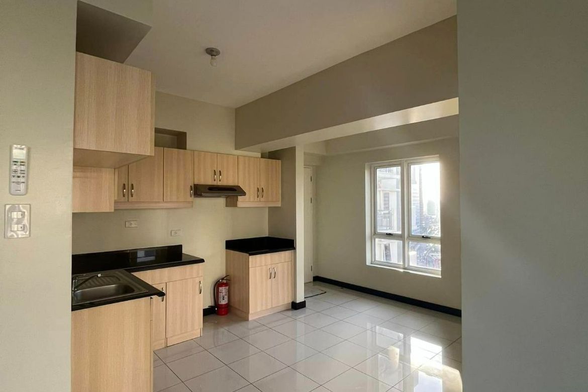 3 Bedroom Condo for Sale in Sheridan Towers, Buayang Bato, Mandaluyong, Metro Manila near MRT-3 Boni – photo 4