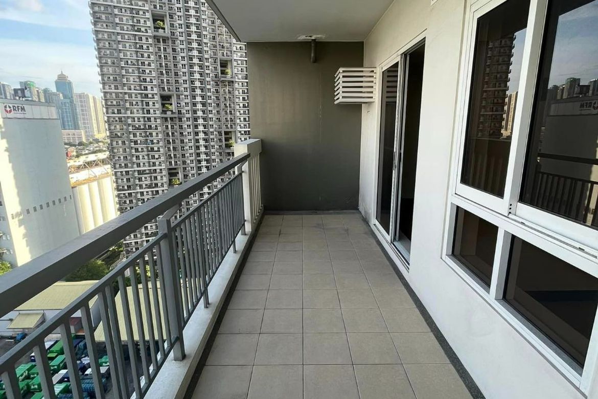 3 Bedroom Condo for Sale in Sheridan Towers, Buayang Bato, Mandaluyong, Metro Manila near MRT-3 Boni – photo 6