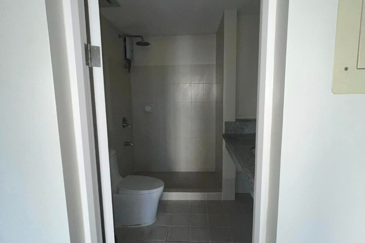 3 Bedroom Condo for Sale in Sheridan Towers, Buayang Bato, Mandaluyong, Metro Manila near MRT-3 Boni – photo 8