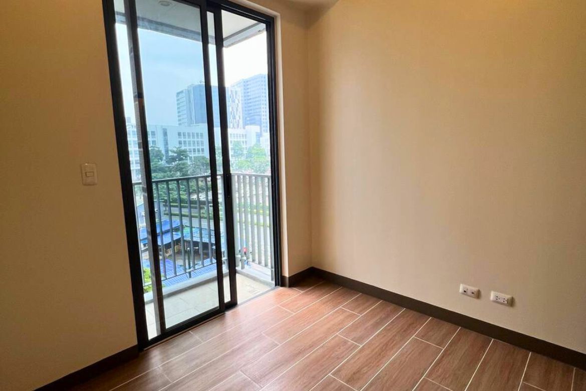 3 Bedroom Condo for Sale in St. Moritz Private Estate, BGC, Taguig – photo 15