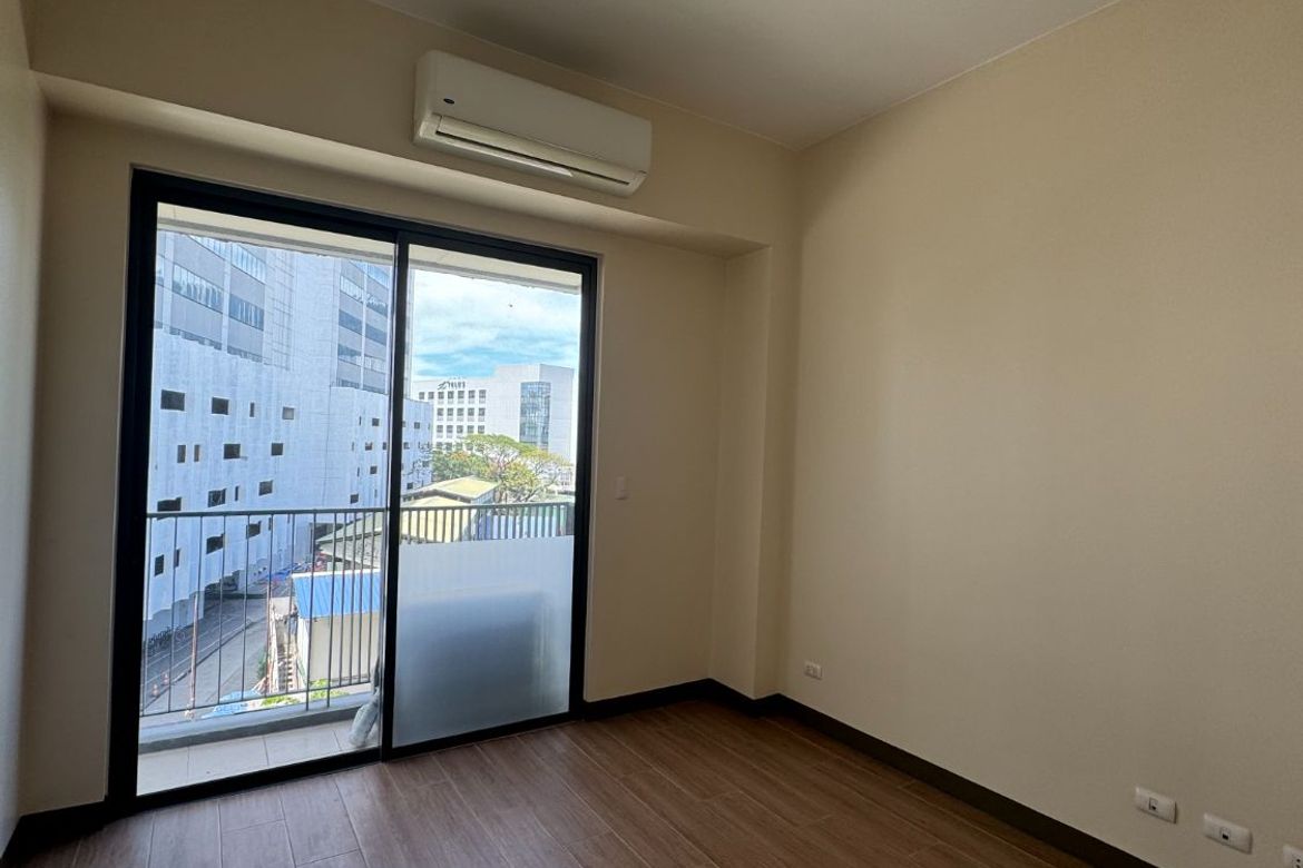 3 Bedroom Condo for Sale in St. Moritz Private Estate, BGC, Taguig, Metro Manila – photo 8