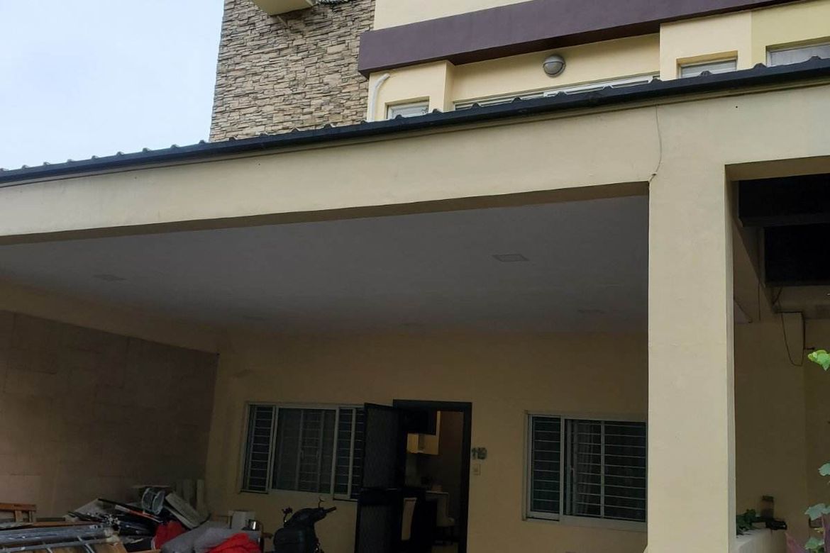 3 Bedroom Condo for Sale in Tambo, Parañaque, Metro Manila
