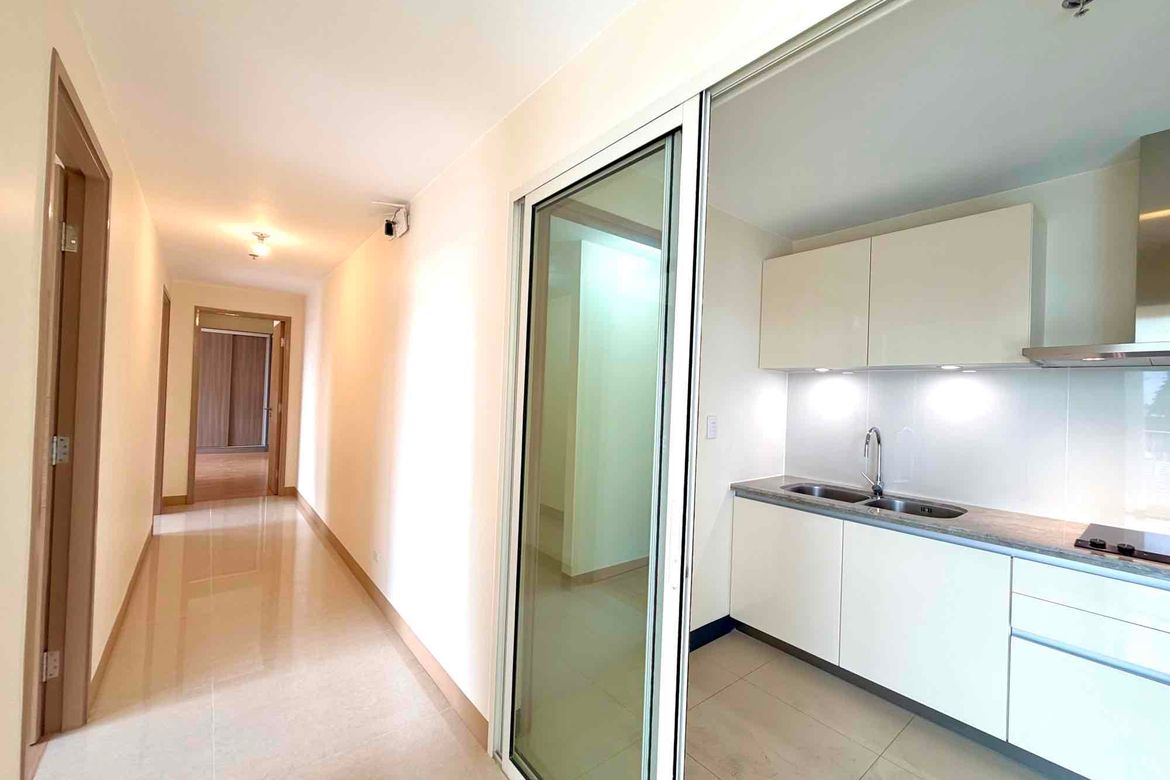 3 Bedroom Condo for Sale in The Albany, BGC, Taguig – photo 9