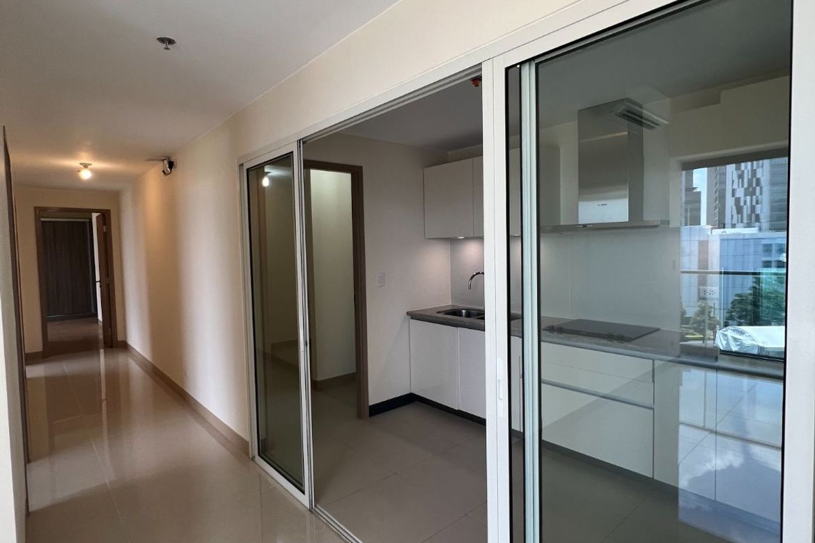 3 Bedroom Condo for Sale in The Albany, BGC, Taguig – photo 3