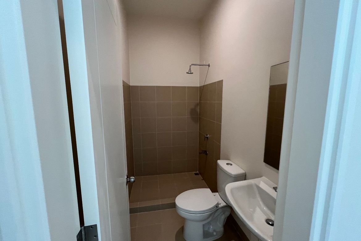 3 Bedroom Condo for Sale in The Larsen Tower at East Bay Residences, Sucat, Muntinlupa, Metro Manila – photo 3