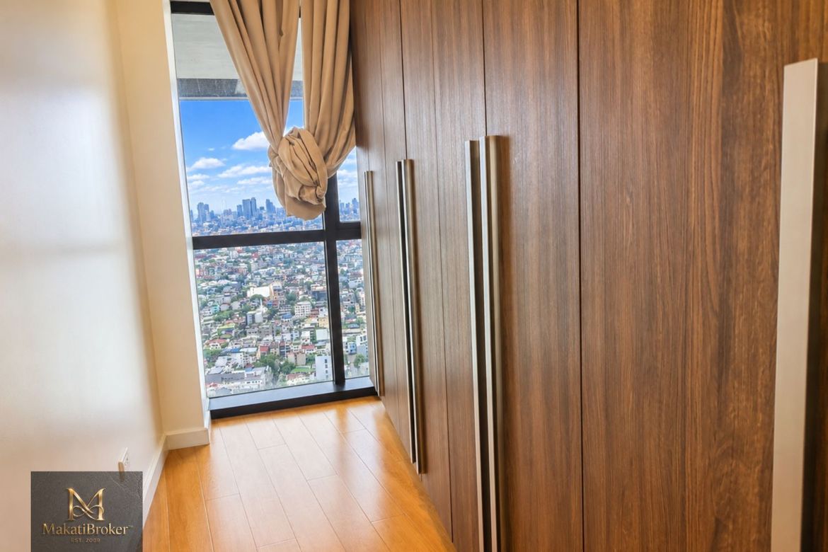 3 Bedroom Condo for Sale in The Milano Residences, Poblacion, Makati City – photo 10