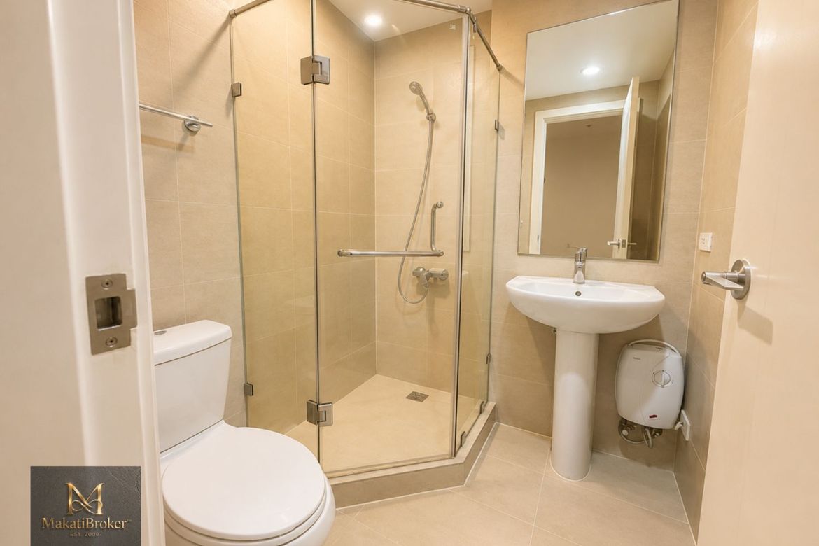3 Bedroom Condo for Sale in The Milano Residences, Poblacion, Makati City – photo 12