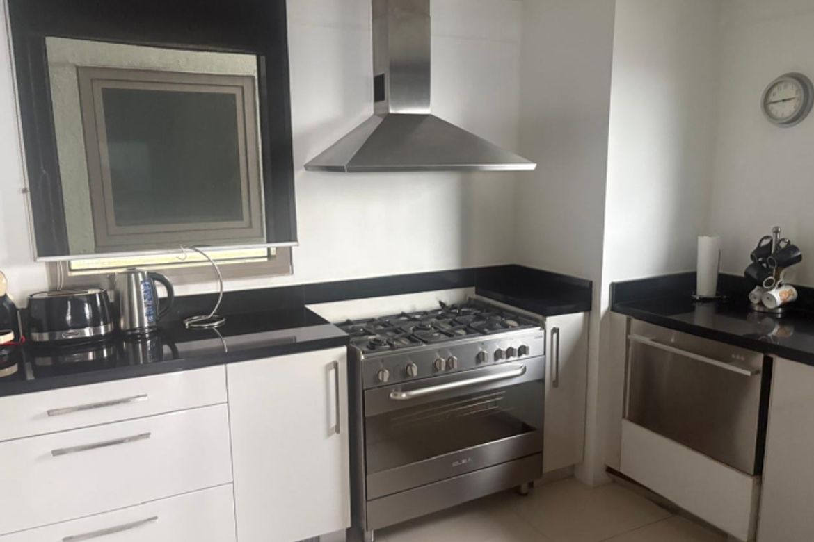 3 Bedroom Condo for Sale in The Residences at Greenbelt, San Lorenzo, Makati City near MRT-3 Ayala – photo 9