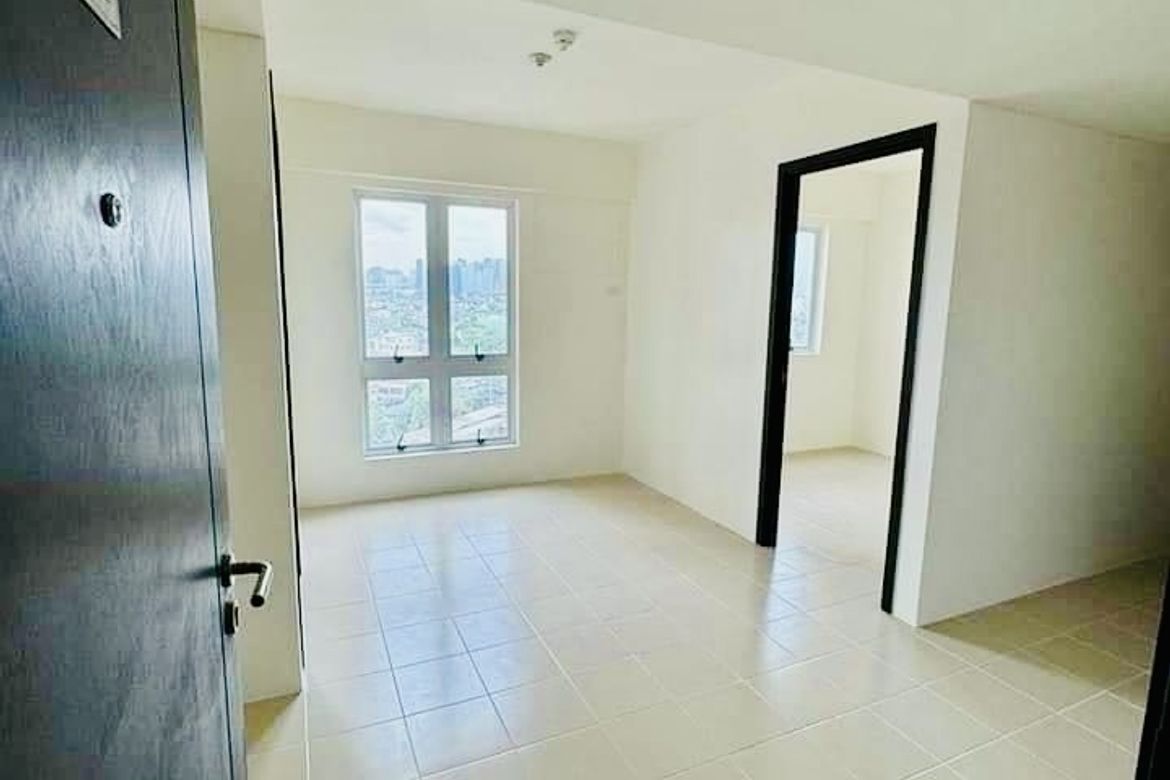 3 Bedroom Condo for Sale in The Rochester, San Joaquin, Pasig, Metro Manila