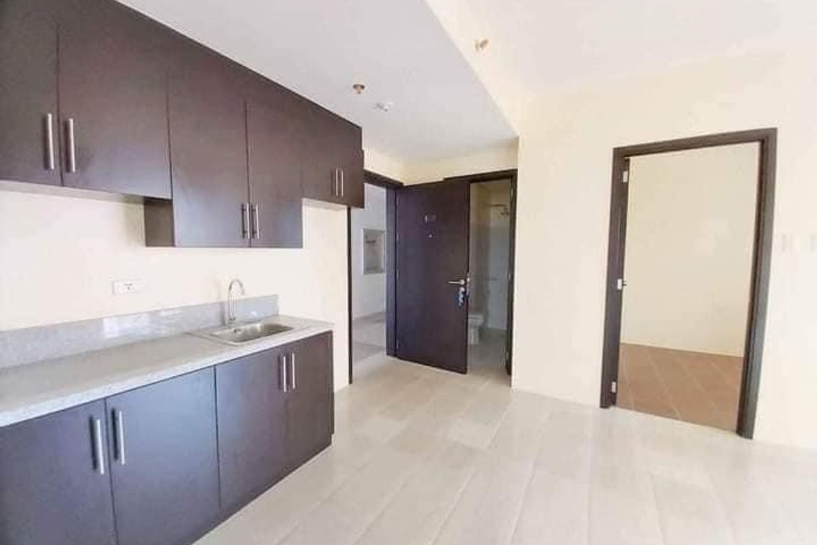 3 Bedroom Condo for Sale in The Rochester, San Joaquin, Pasig, Metro Manila