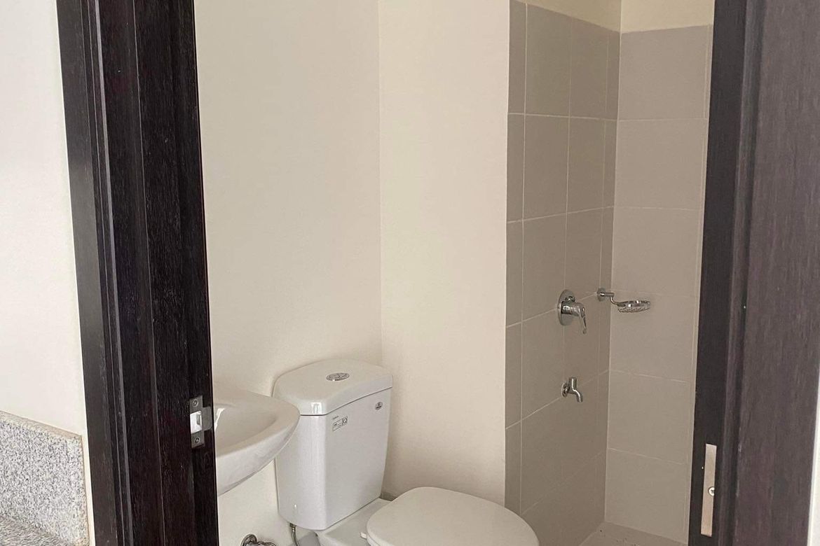 3 Bedroom Condo for Sale in The Rochester, San Joaquin, Pasig, Metro Manila – photo 8