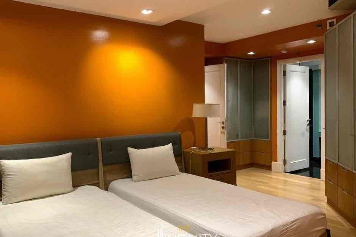 3 Bedroom Condo for Sale in The Salcedo Park Condominum, Bel-Air, Makati City – photo 3